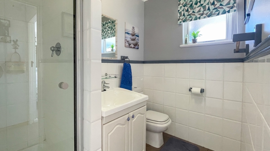5 Bedroom Property for Sale in Hersham Western Cape